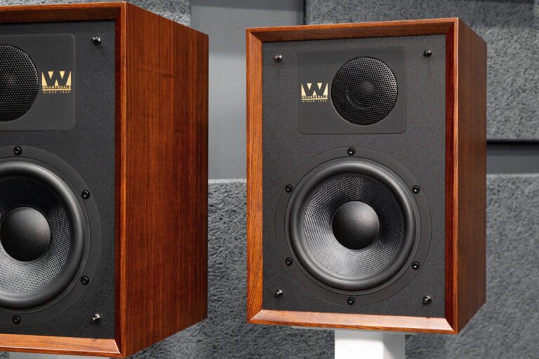 Front view of Wharfedale Denton 85th Speakers